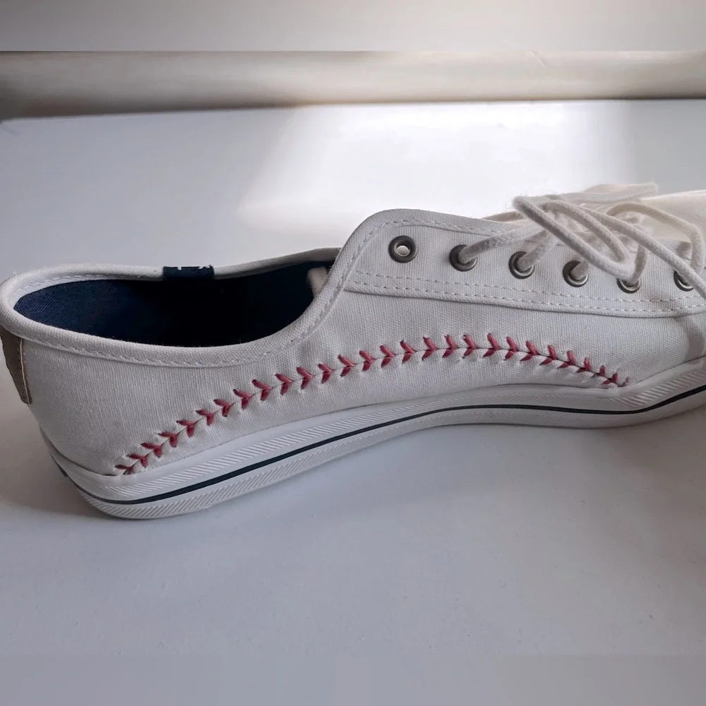 Women’s Keds Kickstart Pennant Sneaker baseball Ortholite tennis shoes 10 sporty